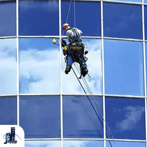 Limpeza de vidros em edifícios Limpeza de vidros em edifícios